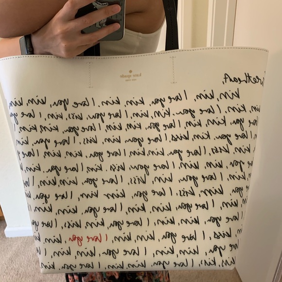 kate spade Handbags - KATE SPADE PENELOPE HEART IT MULTI LARGE TOTE